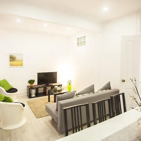 Castel View Apartment